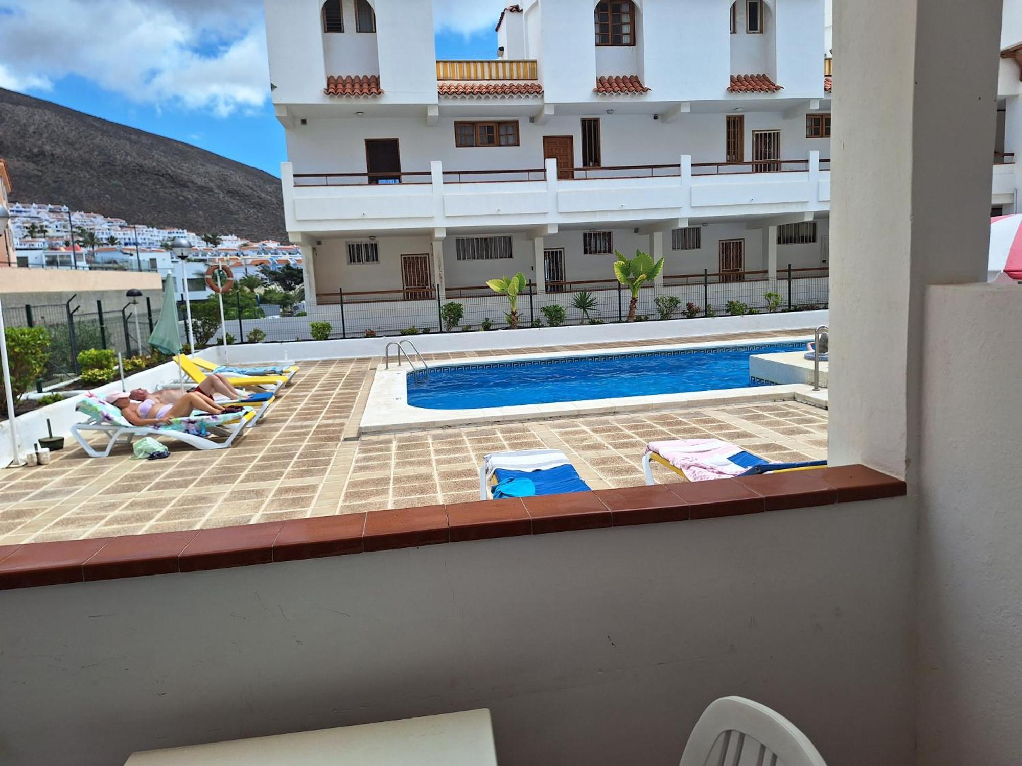 Parque Margarita, Terraza Vista Piscina Appartement Los Cristianos  Buitenkant foto