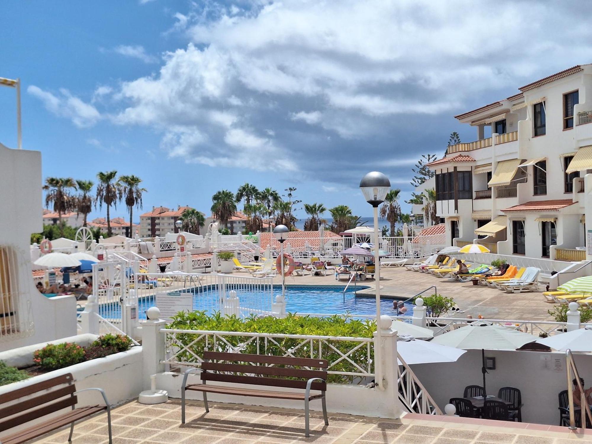 Parque Margarita, Terraza Vista Piscina Appartement Los Cristianos  Buitenkant foto