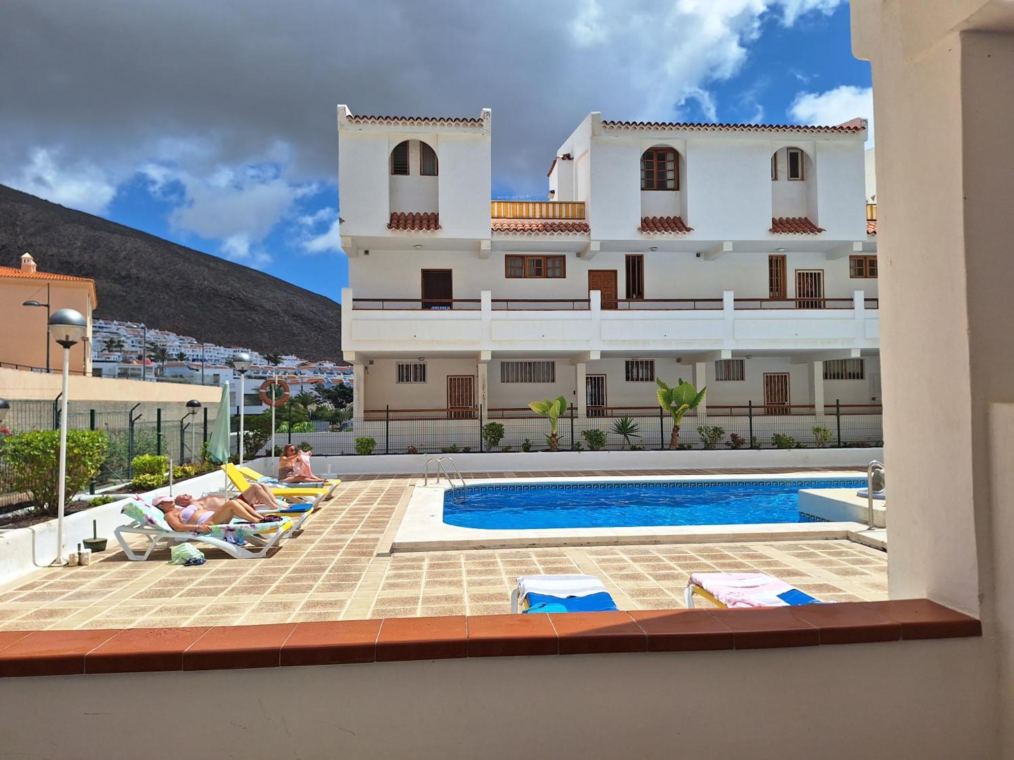 Parque Margarita, Terraza Vista Piscina Appartement Los Cristianos  Buitenkant foto
